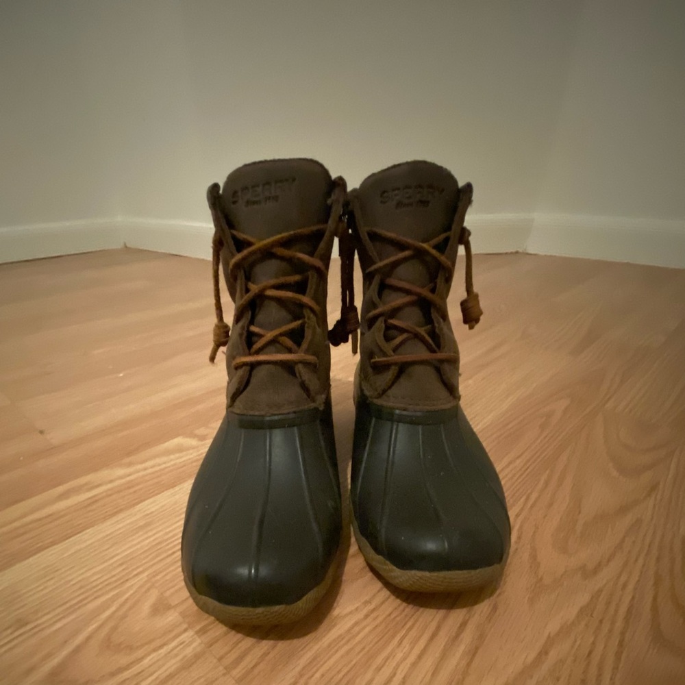 Perfect comfortable for muddying, rain or snow.
